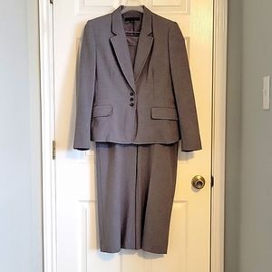 Anne Klein ladies pant suit